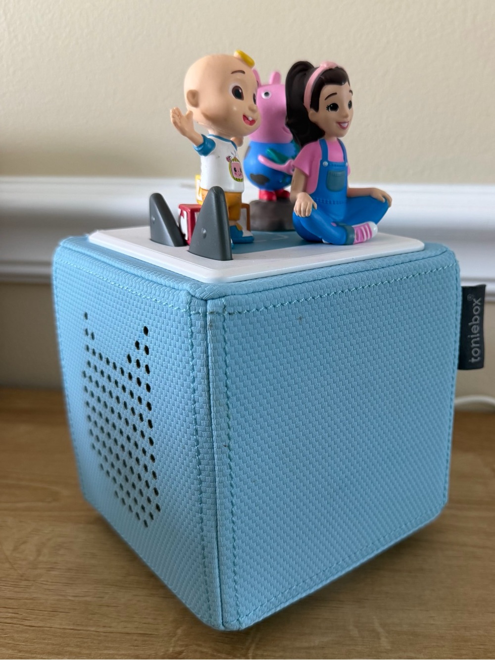 Toniebox Blue Tonies Figures Bundle Tested & Working Peppa Coco Melon Ms Rachel - Picture 9 of 9